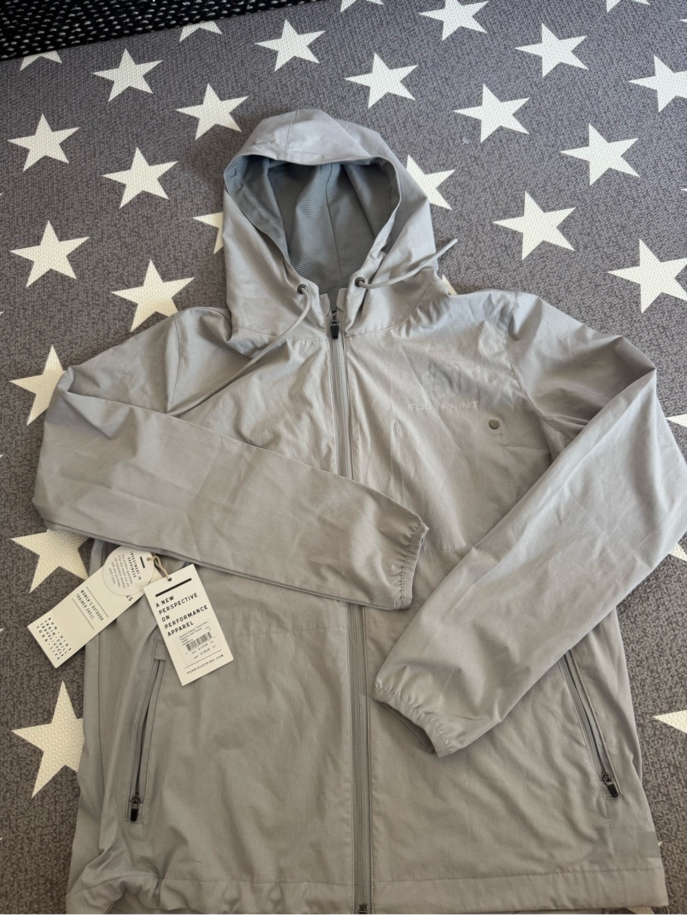 NWT Vuori Light Gray Hooded Jacket - Picture 3 of 6